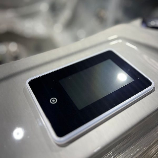 farbige Touchdisplay-Steuerung